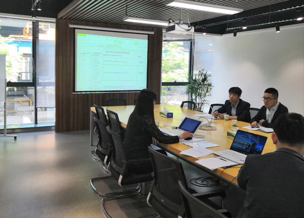 谈球吧科技咨询，，新网站上线。。。